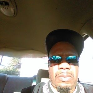 Meet your Posher, Ed